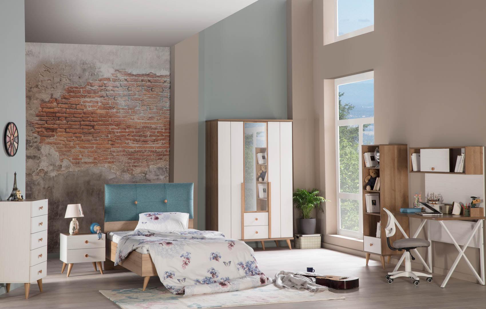 Santino Young Room Set