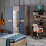 Lauren Young Room Set